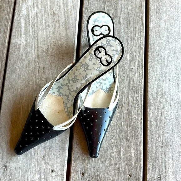 Escada low heel pointed toe backless mules - Picture 2 of 6